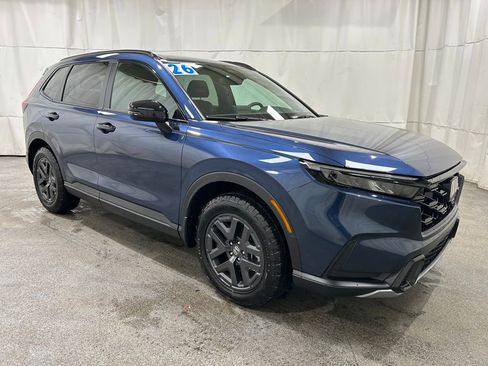Used 2026 Honda CR-V TrailSport image 2