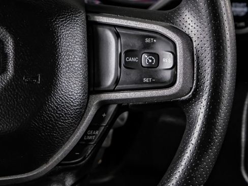 Used 2024 RAM 3500 Tradesman w/ Chrome Appearance Group AWD/4WD image 19