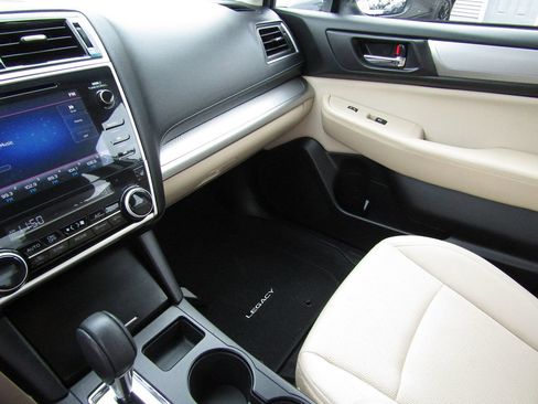 Used 2019 Subaru Legacy 2.5i Premium image 27