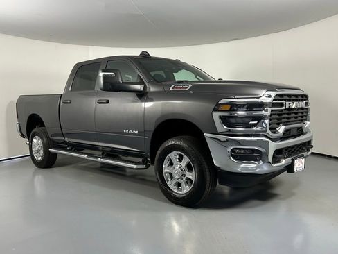 Used 2026 RAM 2500 Big Horn AWD/4WD image 1