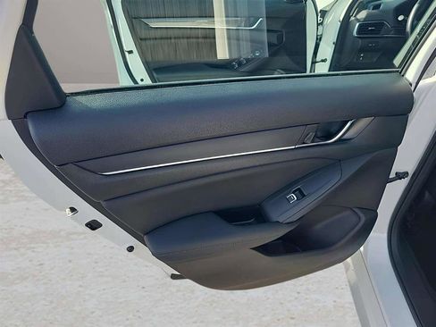 Used 2022 Honda Accord Sport Special Edition image 19