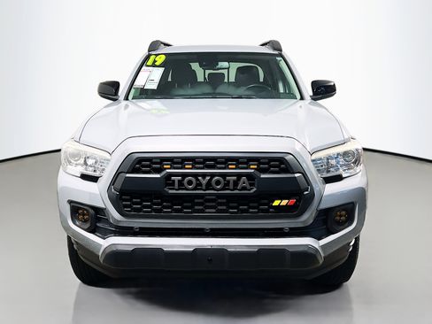 Used 2019 Toyota Tacoma SR5 image 11