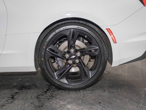 Used 2019 Chevrolet Camaro SS image 9