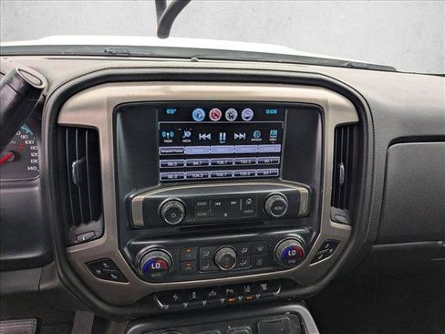 Used 2017 GMC Sierra 2500 Denali w/ Duramax Plus Package AWD/4WD image 12