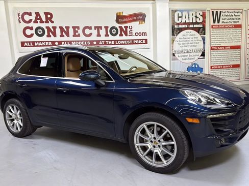 Used 2016 Porsche Macan S AWD/4WD image 3