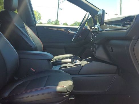 Used 2025 Ford Escape ST-Line FWD image 25