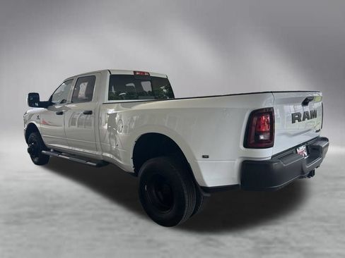 Used 2025 RAM 3500 Tradesman AWD/4WD image 4