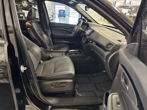 Used 2022 Honda Pilot Black Edition image 14