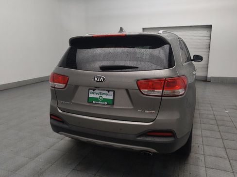 Used 2016 Kia Sorento EX FWD image 7