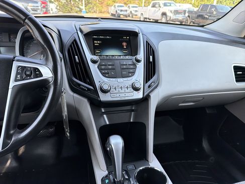 Used 2015 Chevrolet Equinox LT w/ Driver Convenience Package image 28