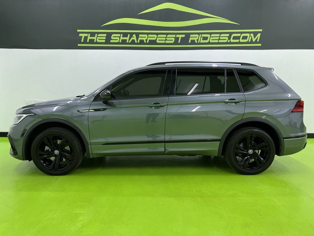 Used 2024 Volkswagen Tiguan SE R-Line AWD/4WD image 6