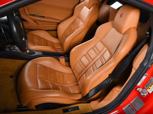 Used 2015 Ferrari 458 Italia Coupe RWD image 5