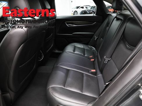 Used 2018 Cadillac XTS Luxury image 23