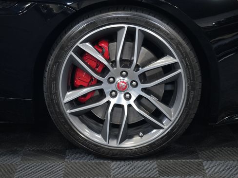 Used 2015 Jaguar F-TYPE R RWD image 47