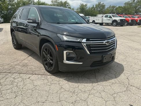 Used 2023 Chevrolet Traverse LT AWD/4WD image 4