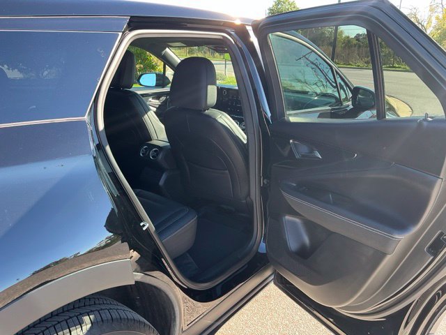 Used 2024 Chevrolet Blazer EV LT AWD/4WD image 18