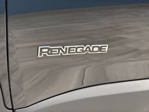 Used 2022 Jeep Renegade Limited AWD/4WD image 38