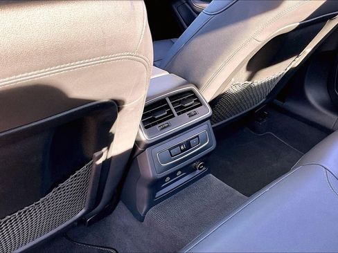 Used 2024 Audi A6 Premium Plus image 10