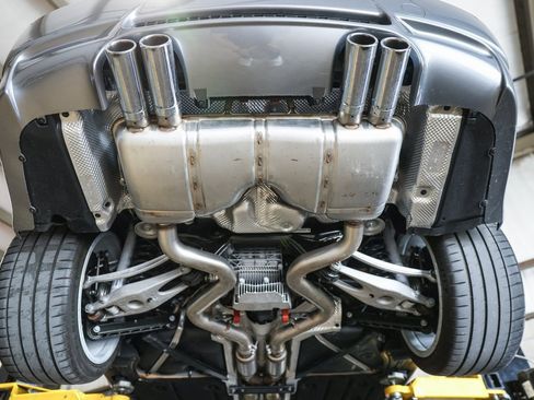 Used 2011 BMW M3 Coupe image 34