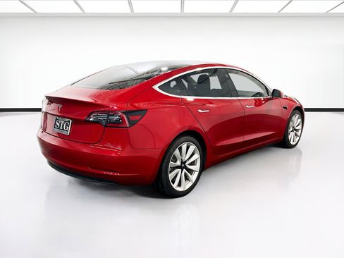 Used 2018 Tesla Model 3 Long Range image 4