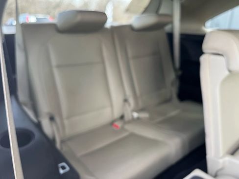 Used 2019 Acura MDX SH-AWD image 16