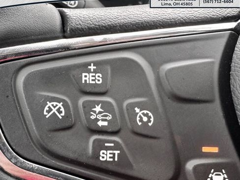 Used 2024 Chevrolet Equinox LT w/ LPO, Floor Liner Package FWD image 8