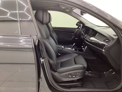 Used 2010 BMW 550i Gran Turismo xDrive image 9