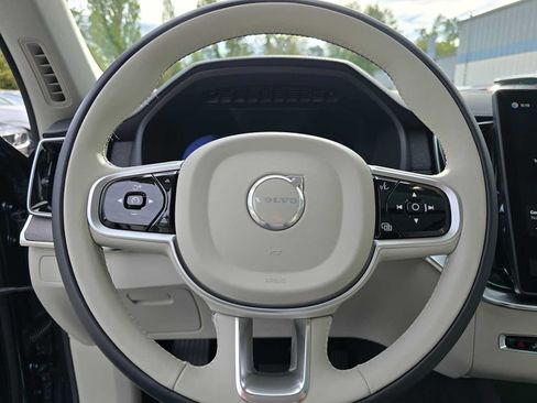 Used 2026 Volvo XC90 B6 Ultra w/ Protection Package AWD/4WD image 25