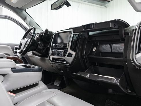 Used 2016 GMC Sierra 2500 SLT w/ Suspension Package, Off-Road image 38