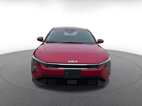 Used 2025 Kia K4 LXS image 3