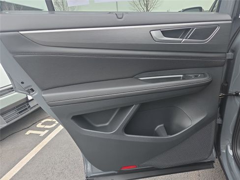 New 2026 Volkswagen Atlas Cross Sport SE image 24