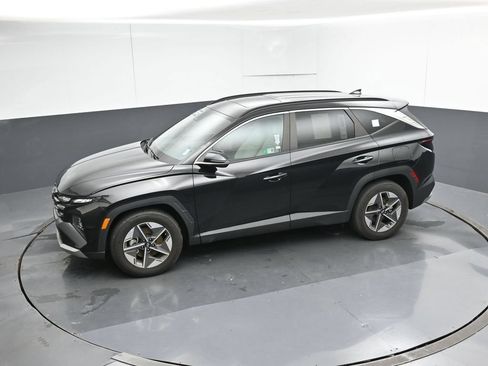 Used 2025 Hyundai Tucson SEL FWD image 49