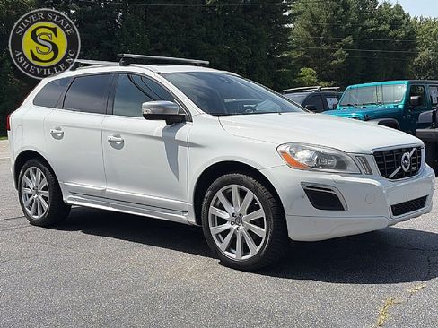 Used 2013 Volvo XC60 T6 R-Design AWD/4WD image 8
