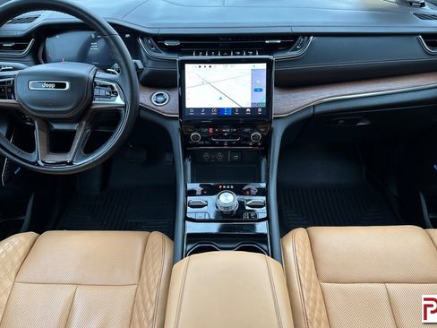 Used 2023 Jeep Grand Cherokee L Summit w/ Advanced Protech Group IV image 16