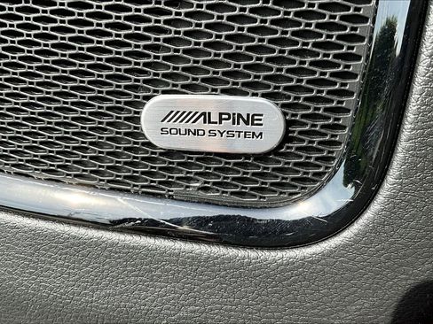 Used 2022 Jeep Compass High Altitude AWD/4WD image 38