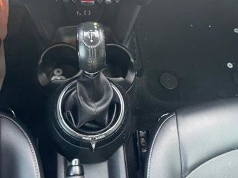 Used 2015 MINI Cooper 4-Door Hardtop image 20