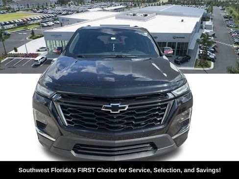 Used 2023 Chevrolet Traverse Premier w/ Redline Edition FWD image 2