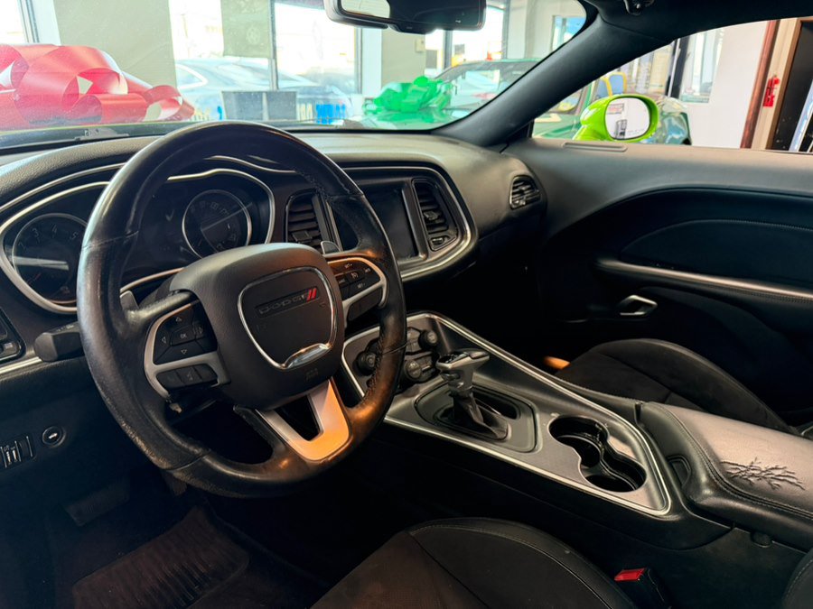 Used 2017 Dodge Challenger GT w/ Driver Convenience Group AWD/4WD image 19