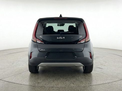 Used 2025 Kia Soul LX w/ LX Technology Package image 6