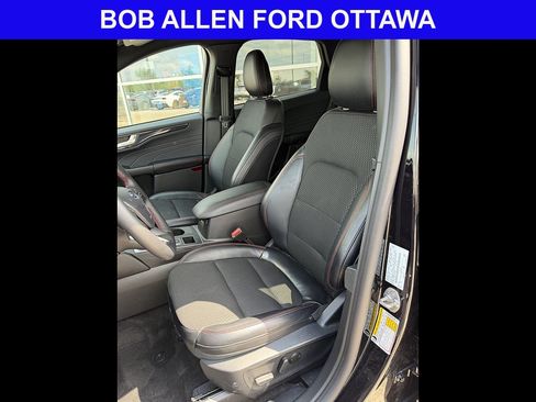 Used 2025 Ford Escape ST-Line w/ Equipment Group 301A FWD image 14