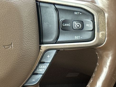 Used 2019 RAM 1500 Limited AWD/4WD image 19