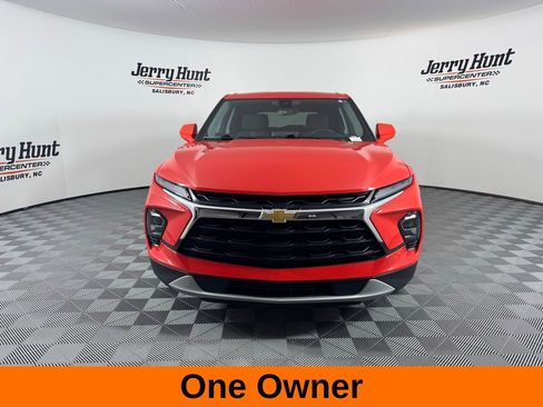 Used 2025 Chevrolet Blazer LT FWD image 4