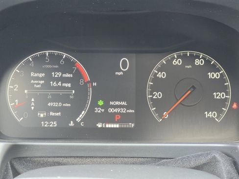 Used 2025 Honda Ridgeline Black Edition image 35