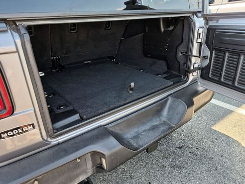 Used 2019 Jeep Wrangler Unlimited Sport S AWD/4WD image 31