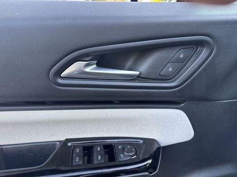 Used 2025 Honda Prologue Eco image 15