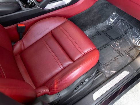 Certified 2022 Porsche Cayenne Turbo S AWD/4WD image 56