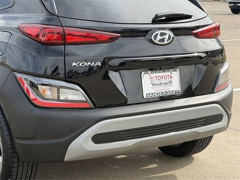Used 2023 Hyundai Kona SEL w/ Cargo Package image 6