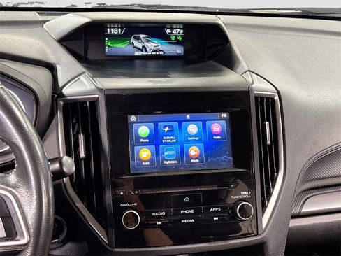 Used 2022 Subaru Forester Premium image 19