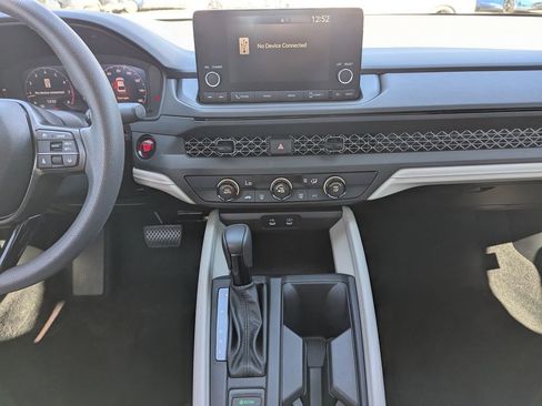 Used 2025 Honda Accord LX image 12