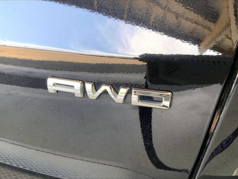 Used 2025 Ford Escape ST-Line AWD/4WD image 7